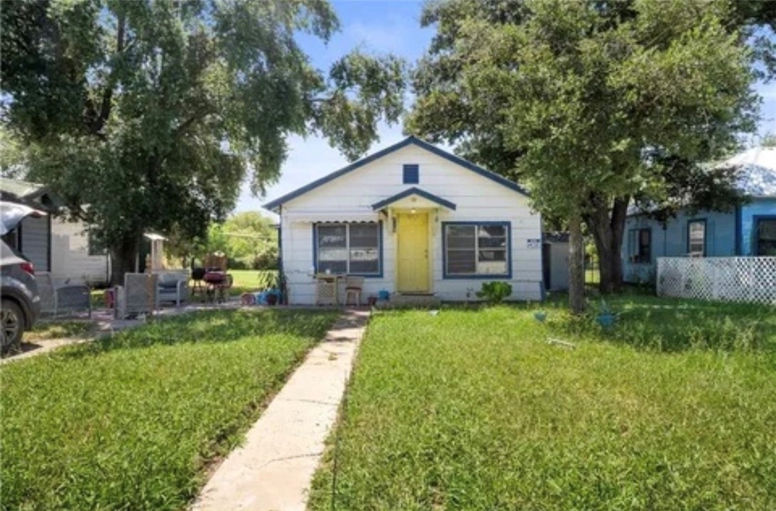 229 SW 1st Street Premont TX 78375
