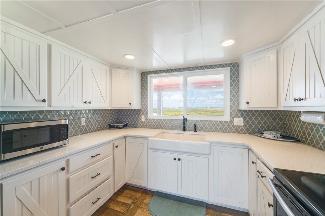 1338 Ross Avenue Port Aransas TX 78373