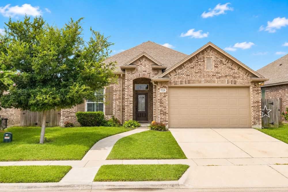 7225 Bryson Way Corpus Christi TX 78414