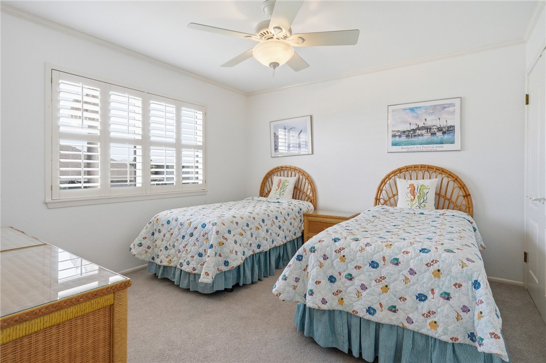 10 Catalina Drive Rockport TX 78382