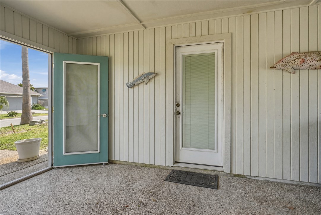 10 Catalina Drive Rockport TX 78382