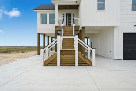 113 Port Saint Claire Aransas Pass TX 78336