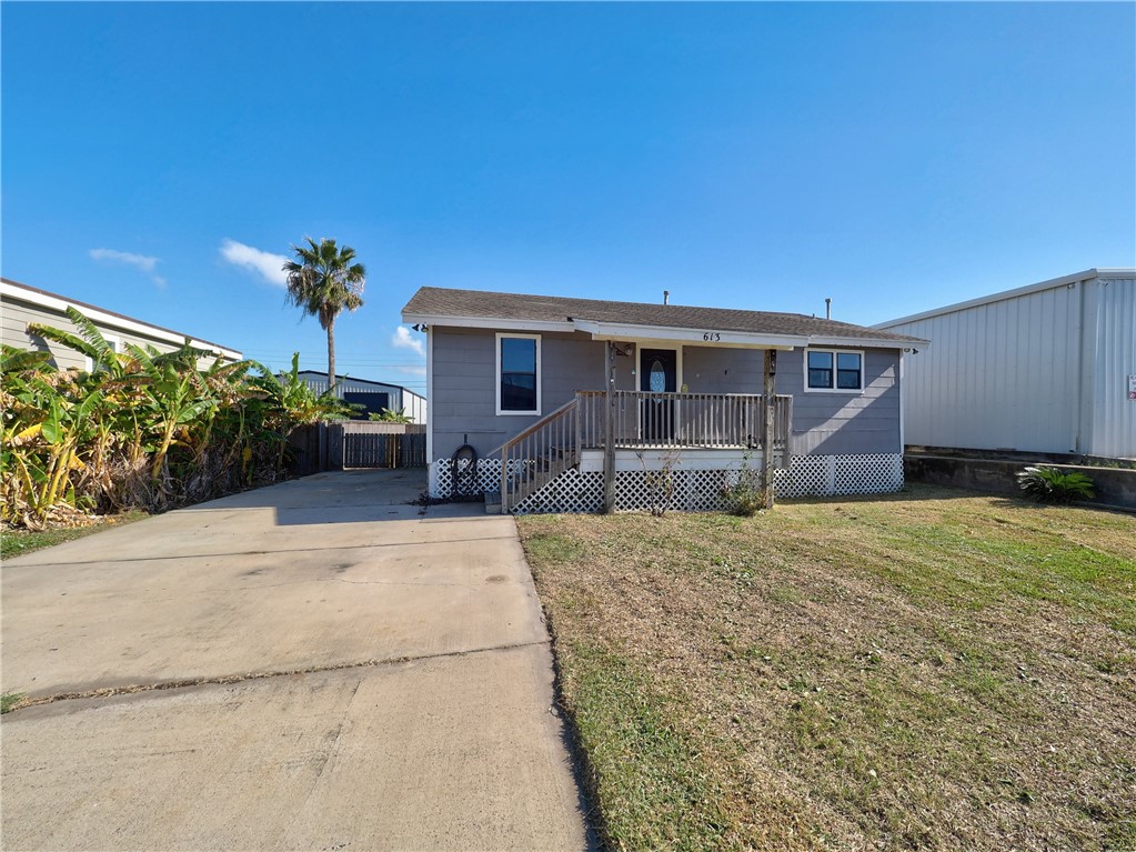 613 Gulf Street Port Aransas TX 78373
