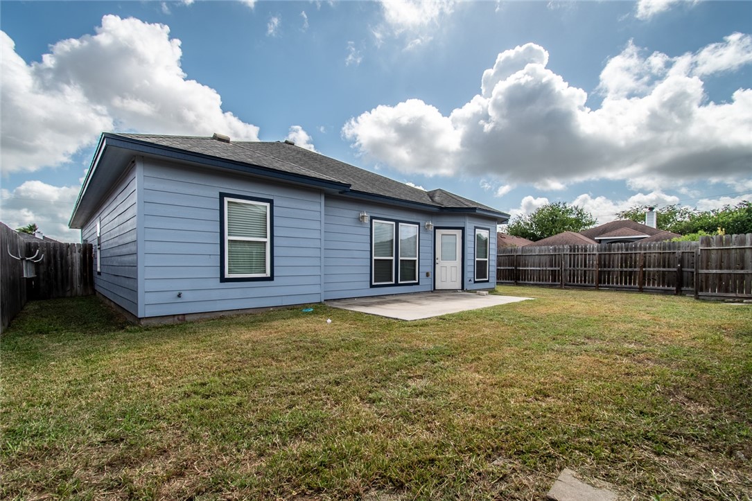 7225 Lake Serenity Drive Corpus Christi TX 78414