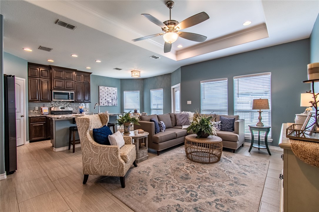 7225 Lake Serenity Drive Corpus Christi TX 78414