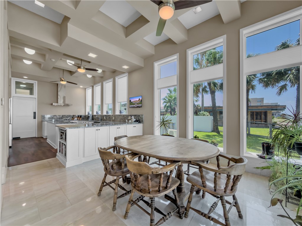 4734 Ocean Drive Corpus Christi TX 78412