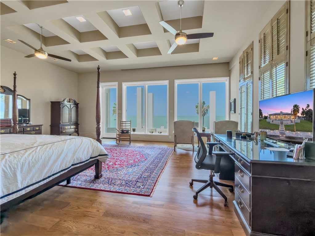 4734 Ocean Drive Corpus Christi TX 78412