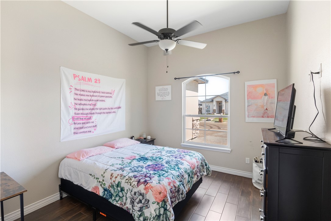 9505 Royal Oak Drive Corpus Christi TX 78410