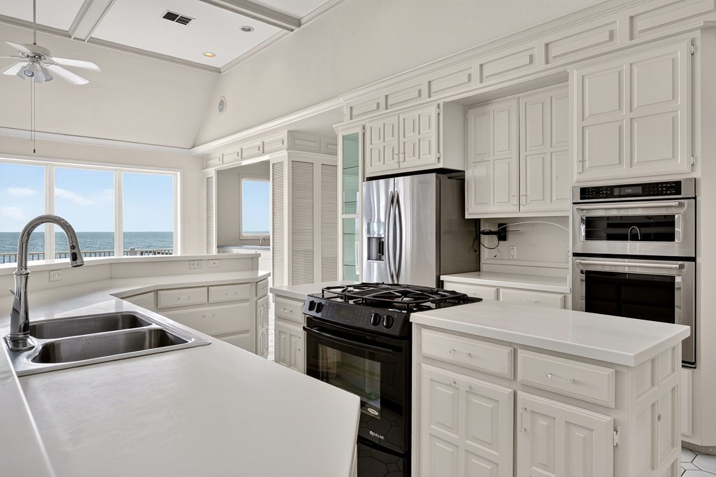 1840 Bay Shore Drive Rockport TX 78382