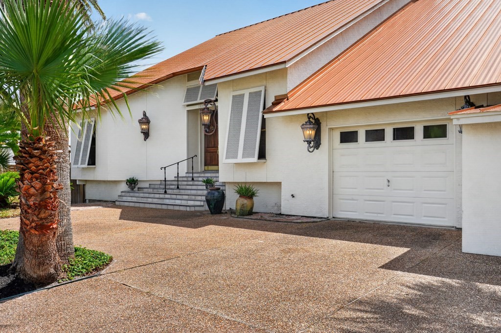 1840 Bay Shore Drive Rockport TX 78382