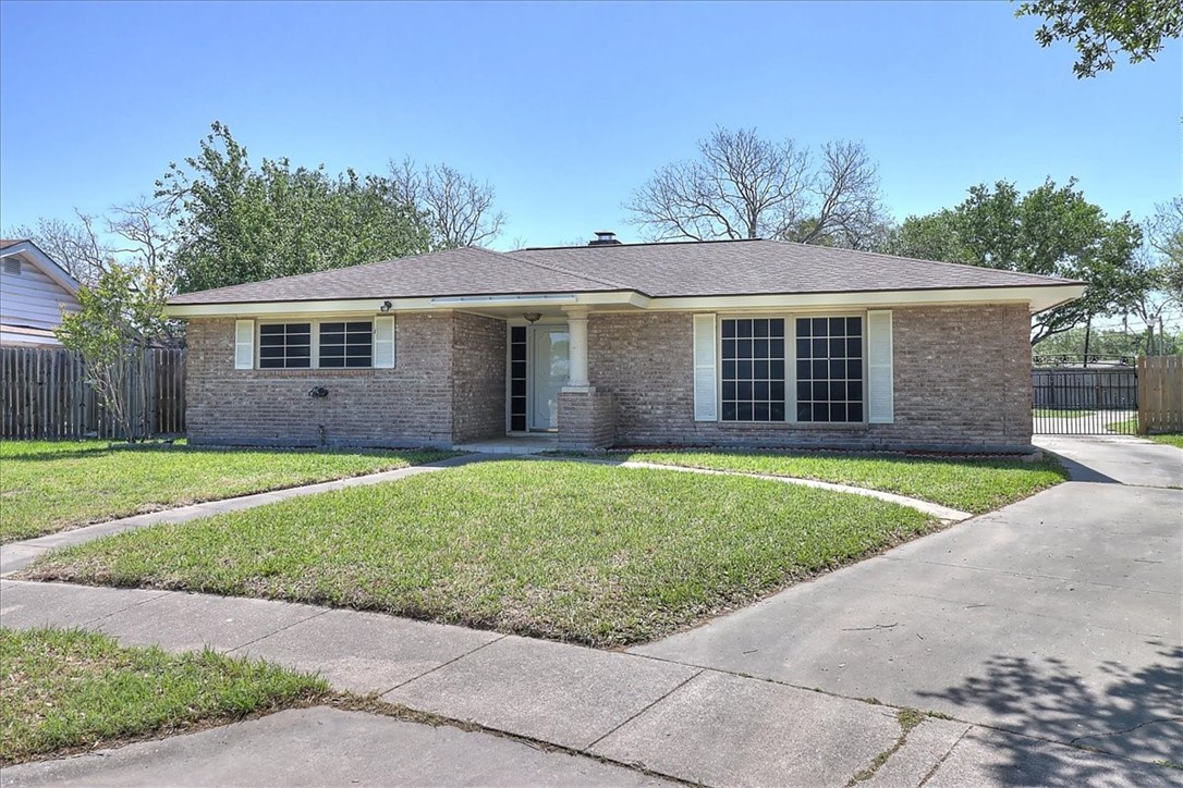 3817 Dunbrook Drive Corpus Christi TX 78415