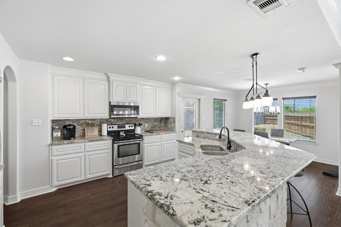 7201 Lake Tranquility Drive Corpus Christi TX 78414