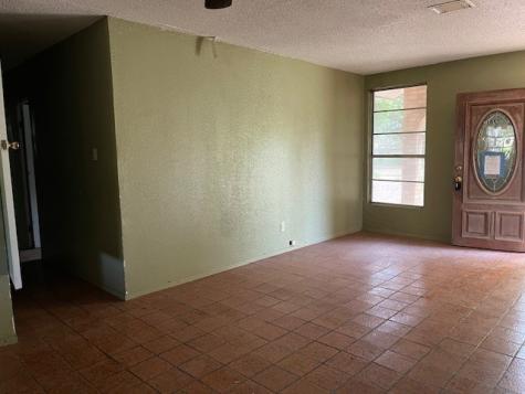 710 W Kohler Street Hebbronville TX 78361