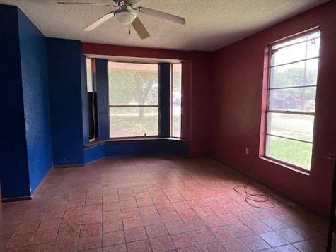 710 W Kohler Street Hebbronville TX 78361