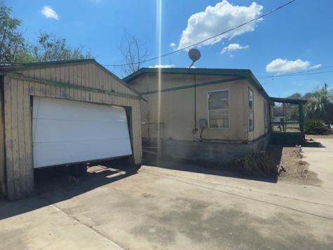 209 S Terrell Street Falfurrias TX 78355