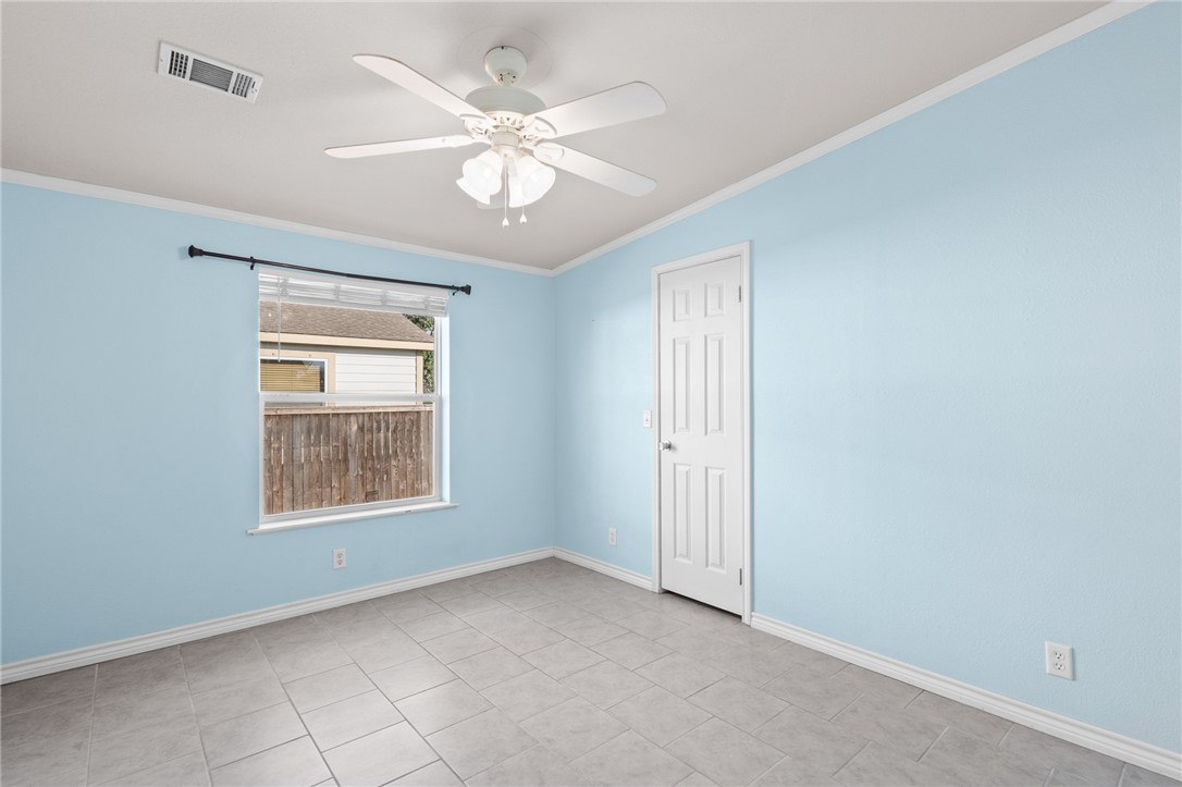 1510 Oak Harbor Drive Corpus Christi TX 78418
