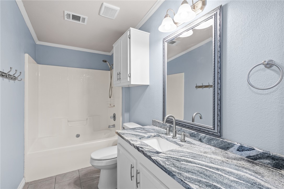 1510 Oak Harbor Drive Corpus Christi TX 78418