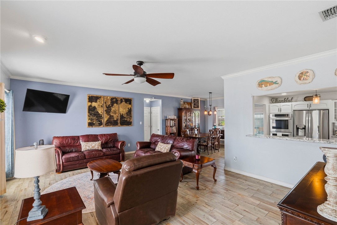 15814 Almeria Avenue Corpus Christi TX 78418
