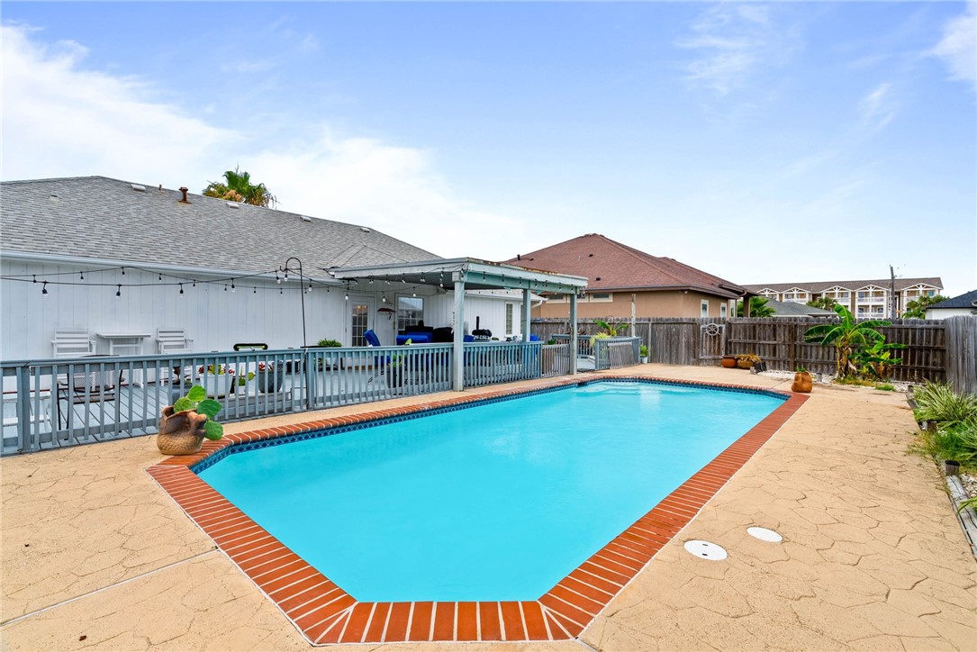 15814 Almeria Avenue Corpus Christi TX 78418