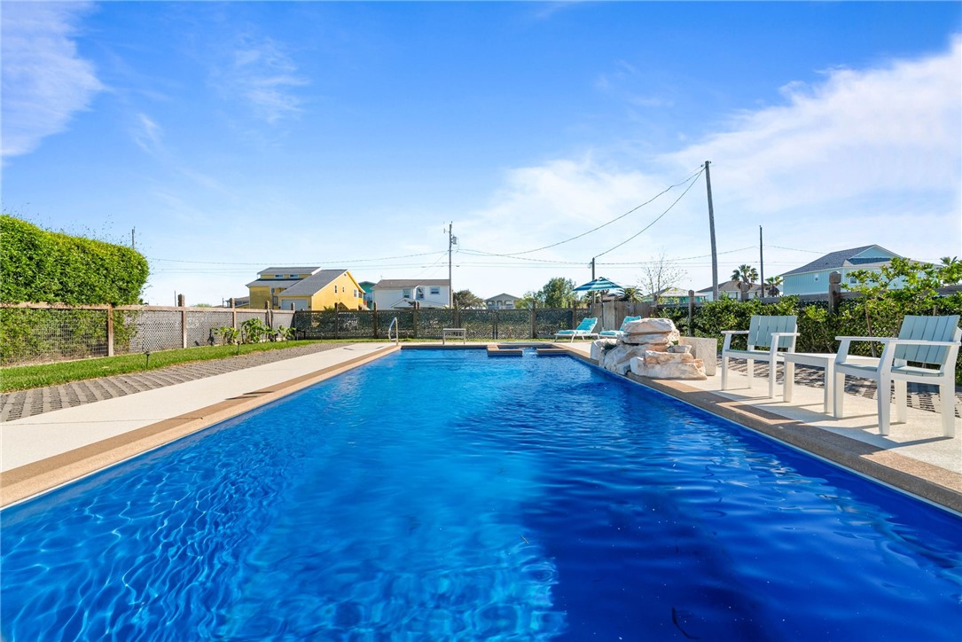 124 Channelview Rockport TX 78382