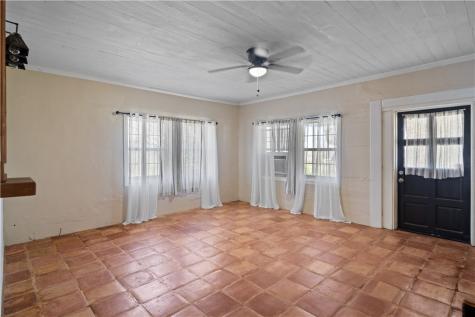 12318 Highway 359 Sandia TX 78383