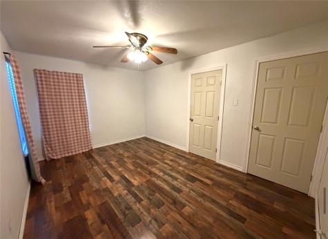 401 Parklane Street Freer TX 78357