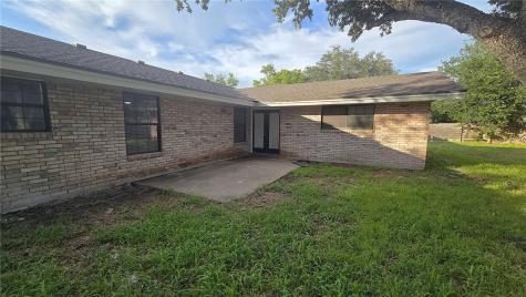 235 N Pasadena Drive Kingsville TX 78363