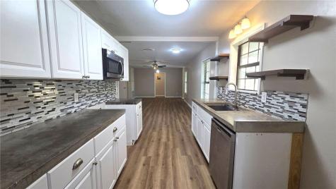 235 N Pasadena Drive Kingsville TX 78363