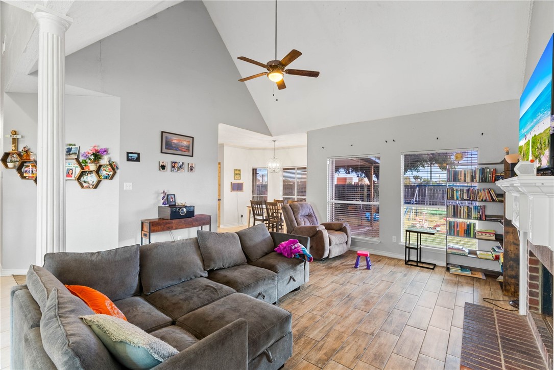 4922 Kerrville Drive Corpus Christi TX 78413
