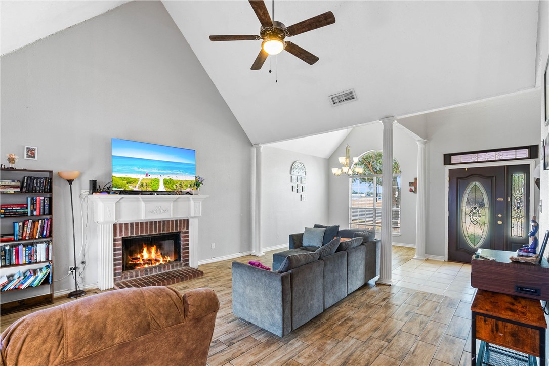 4922 Kerrville Drive Corpus Christi TX 78413