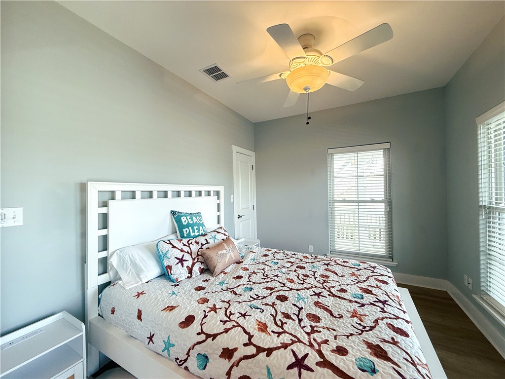 480 Bayside Drive Port Aransas TX 78373