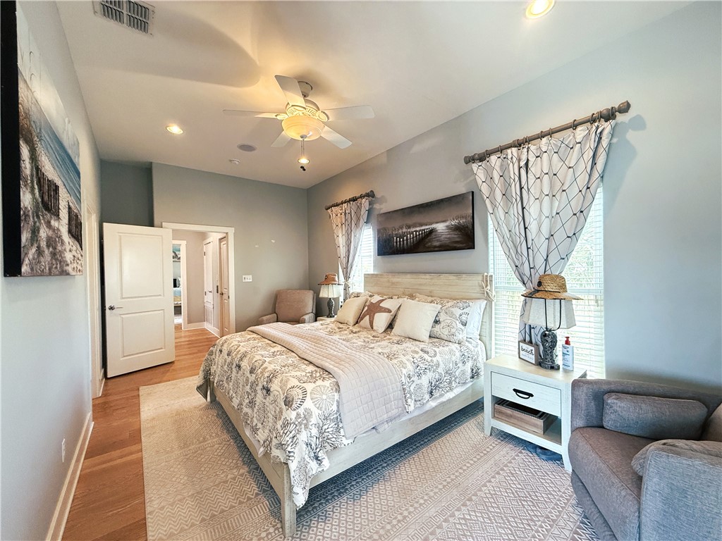 480 Bayside Drive Port Aransas TX 78373