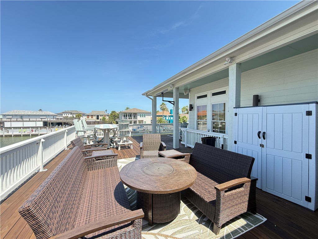 480 Bayside Drive Port Aransas TX 78373