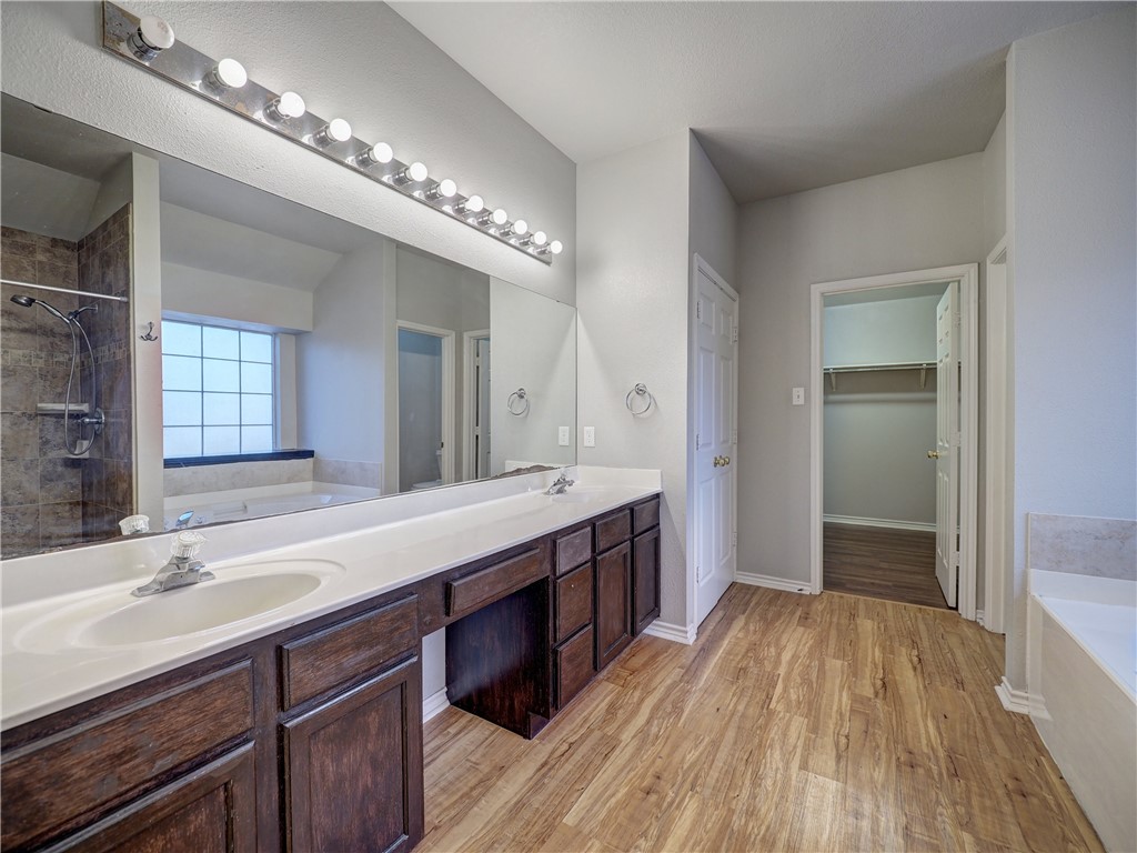 7401 Lake Livingston Corpus Christi TX 78413