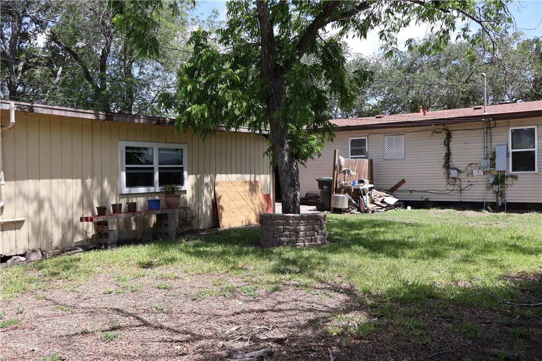 2217 Roslyn Street Corpus Christi TX 78416