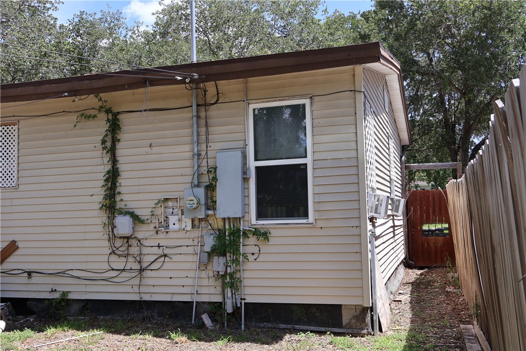 2217 Roslyn Street Corpus Christi TX 78416