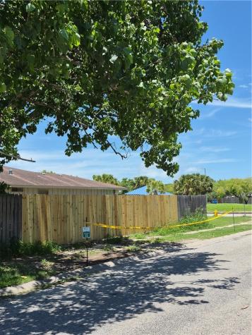 2217 Roslyn Street Corpus Christi TX 78416