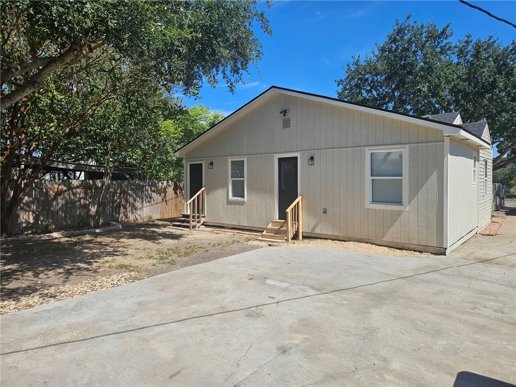 2321 Riggan Street Corpus Christi TX 78404