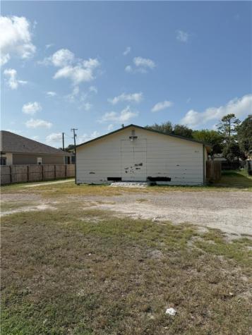 852 S Whitney Street Aransas Pass TX 78336