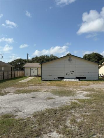 852 S Whitney Street Aransas Pass TX 78336