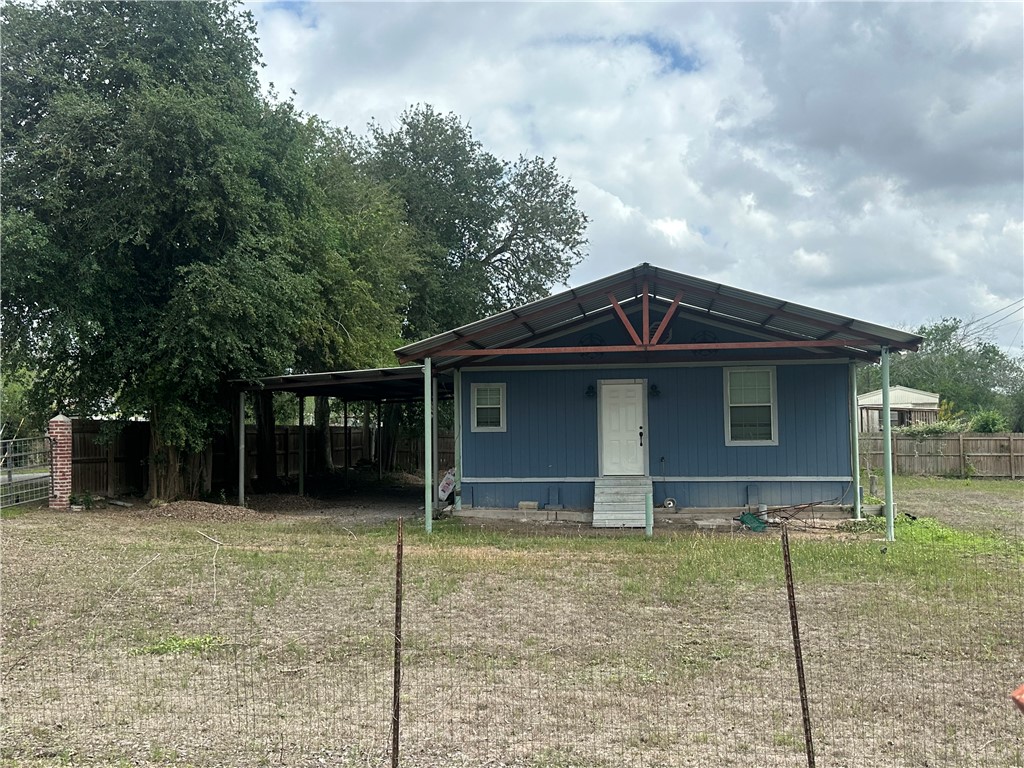 2405 Cox Street Beeville TX 78102