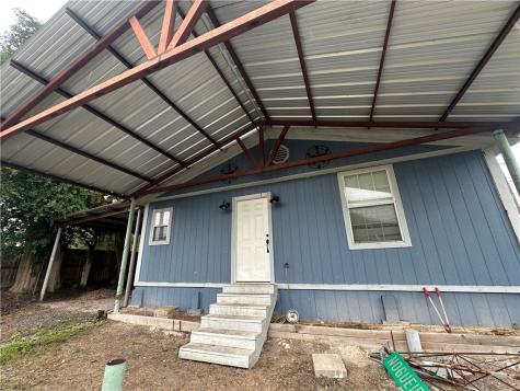 2405 Cox Street Beeville TX 78102