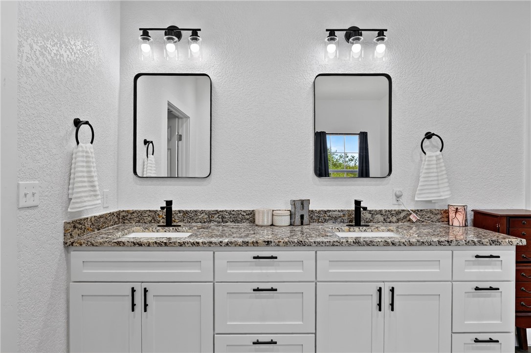 185 Pr 7460 Kenedy TX 78119