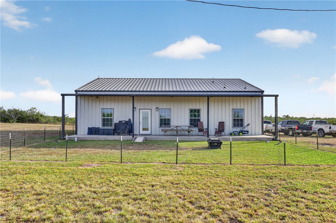 185 Pr 7460 Kenedy TX 78119