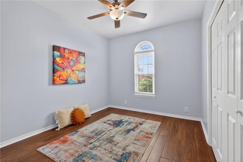 1806 Margaret Kingsville TX 78363