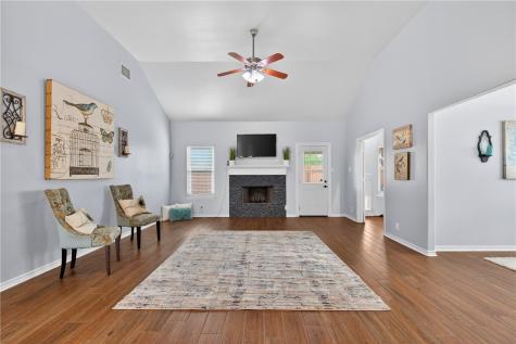 1806 Margaret Kingsville TX 78363
