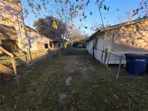230 Shawnee Street Corpus Christi TX 78405