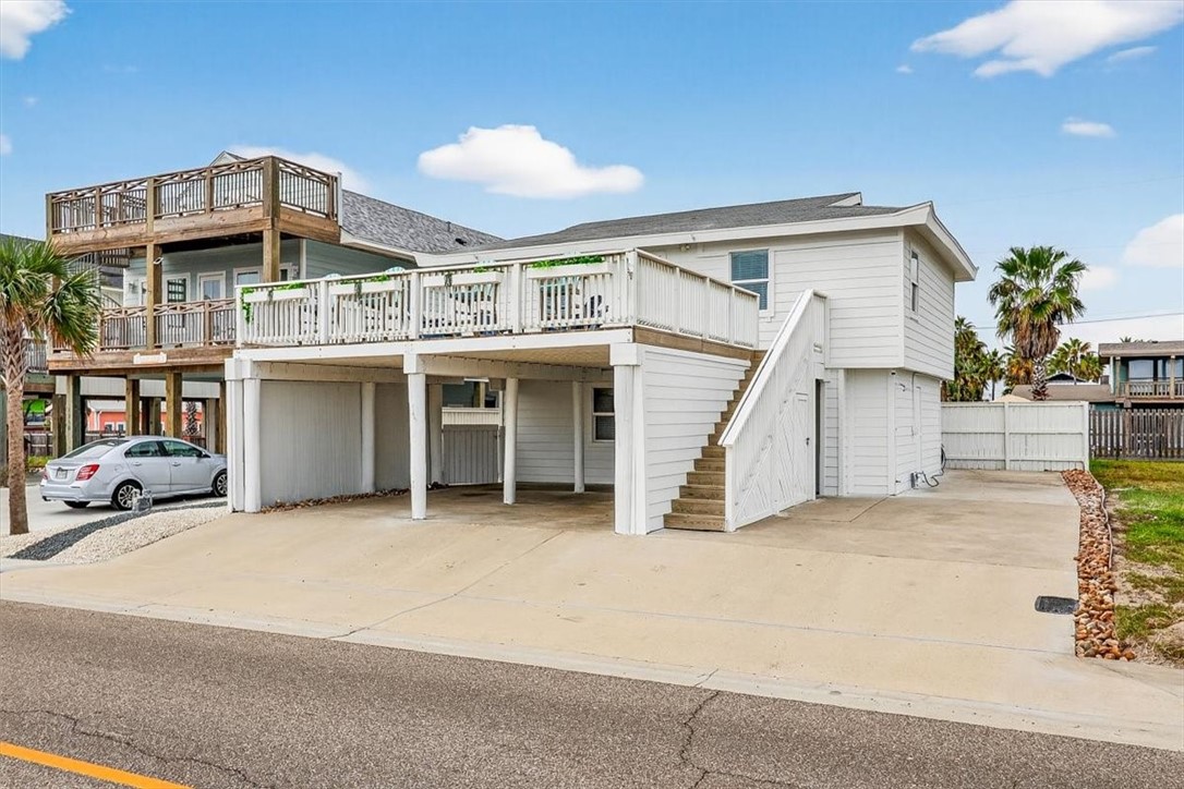 1310 S 11th Street Port Aransas TX 78373