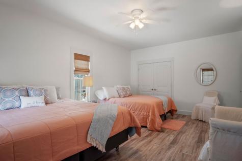 522 Rockport Channel Port Aransas TX 78373