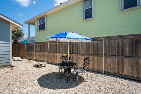 522 Rockport Channel Port Aransas TX 78373